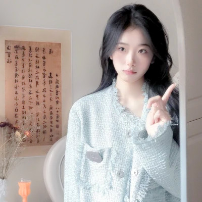 独一无二真人女生头像