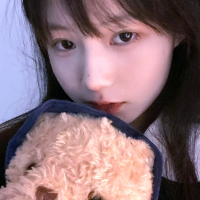 最新优质女生真人头像