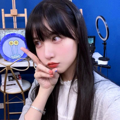 独特又精致的优质女生真人头像