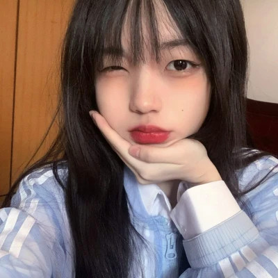 独特又精致的优质女生真人头像