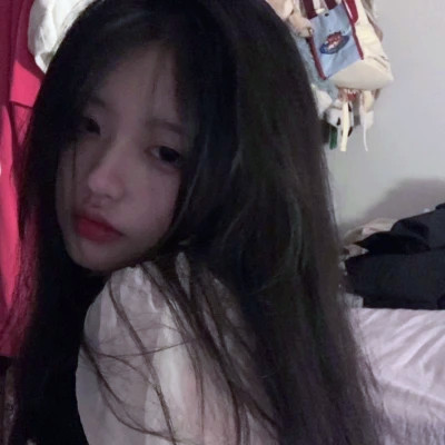 独特又精致的优质女生真人头像