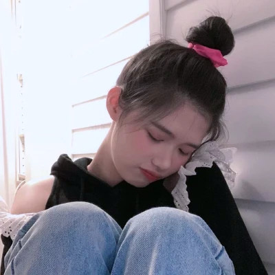 最新微信女生真人头像