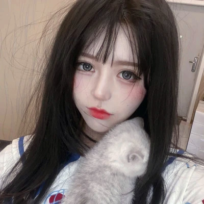 最新微信女生真人头像