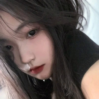精选微信女生真人头像