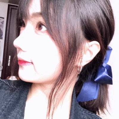 与众不同的微信女生真人头像