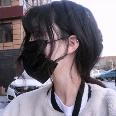 与众不同的微信女生真人头像