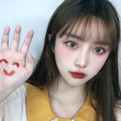 与众不同的微信女生真人头像