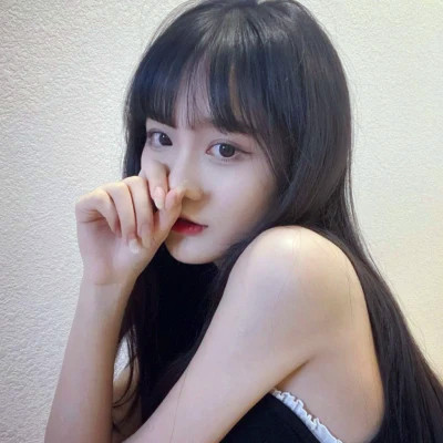 与众不同的微信女生真人头像