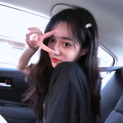 与众不同的微信女生真人头像