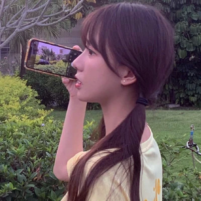 与众不同的微信女生真人头像