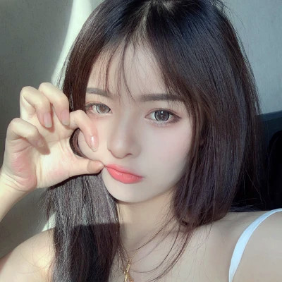 与众不同的微信女生真人头像