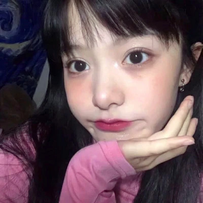 风格真人女生头像