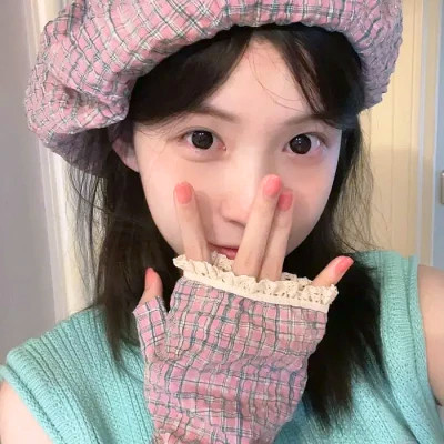 最潮真人女生头像