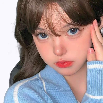 最潮真人女生头像
