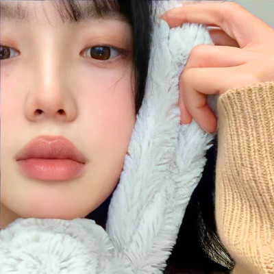 最潮真人女生头像