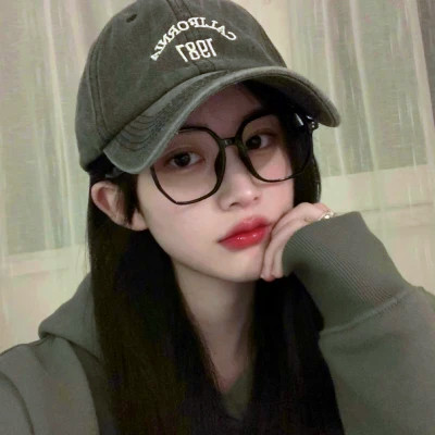 最潮真人女生头像