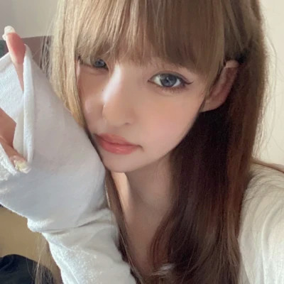 最潮真人女生头像