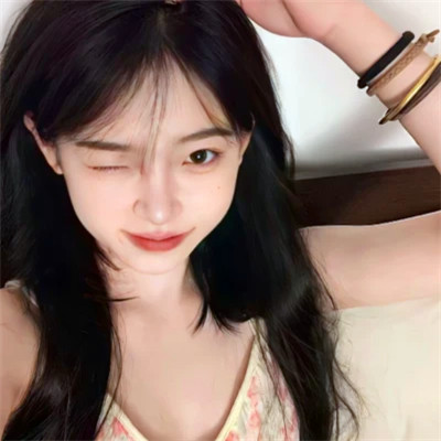 尝试这些精心挑选的真人女生头像
