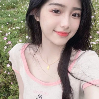 尝试这些精心挑选的真人女生头像
