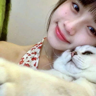 个性十足真人女生头像
