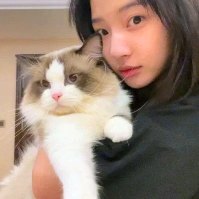 个性十足真人女生头像