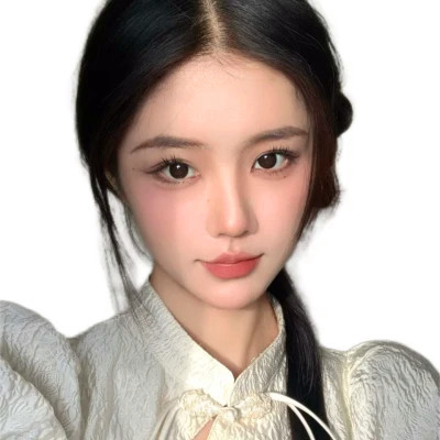 独具魅力真人女生头像