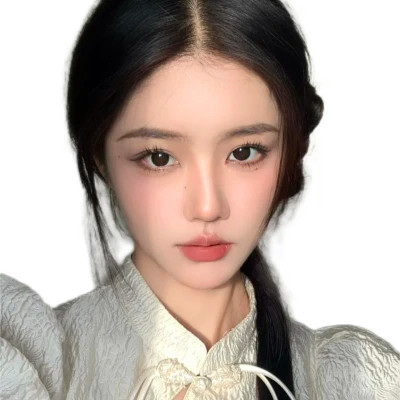 独具魅力真人女生头像