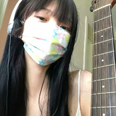 独具魅力真人女生头像