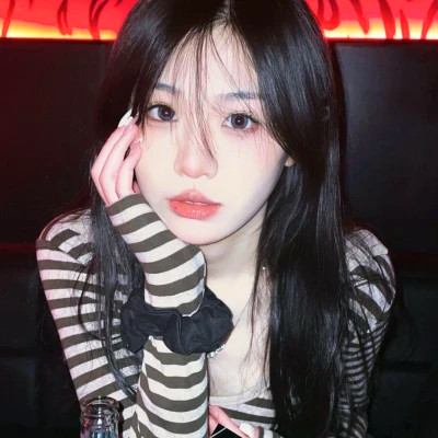 与众不同的微信女生头像