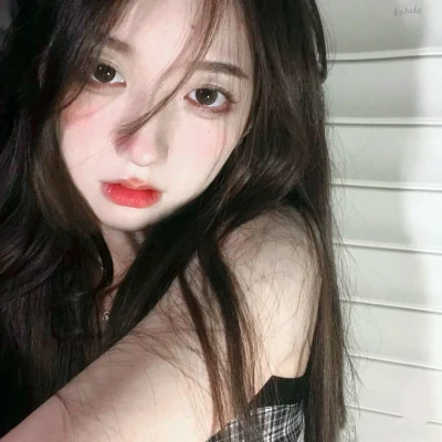 魅力自信精选微信女生头像图片