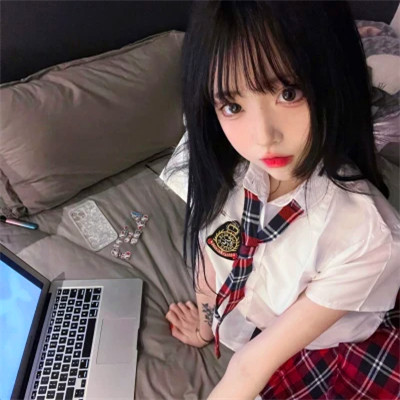 最新最热微信女生头像