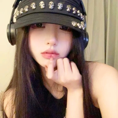 最新最热微信女生头像