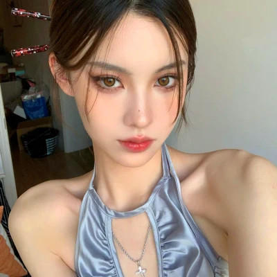最新最热微信女生头像