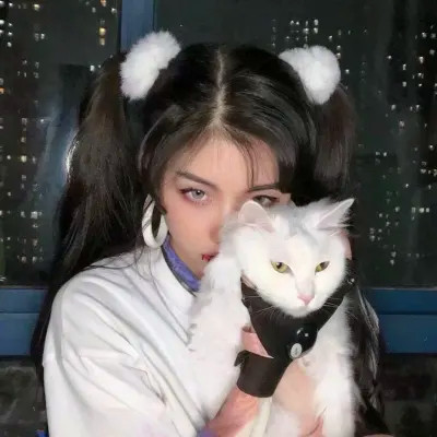 最新最热微信女生头像