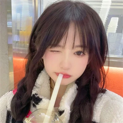最新潮微信女生头像