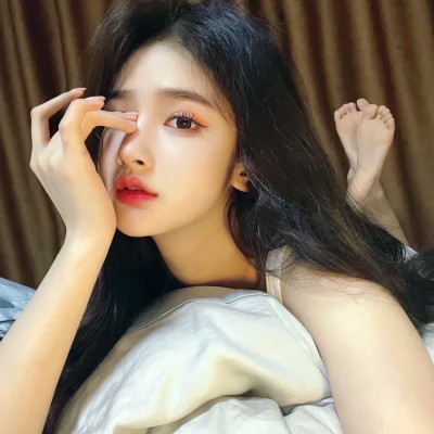 超酷微信女生头像