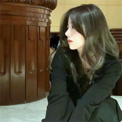 超酷微信女生头像
