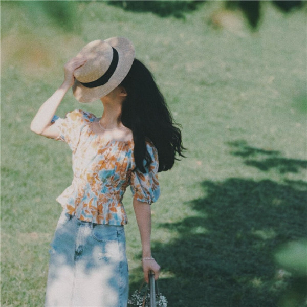 森系文艺有韵味复古的头像女