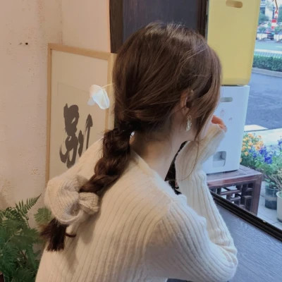 女生仙气飘飘的背影头像图片