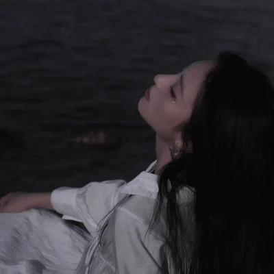 伤感丧系风格女头像图片