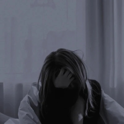 伤感丧系风格女头像图片