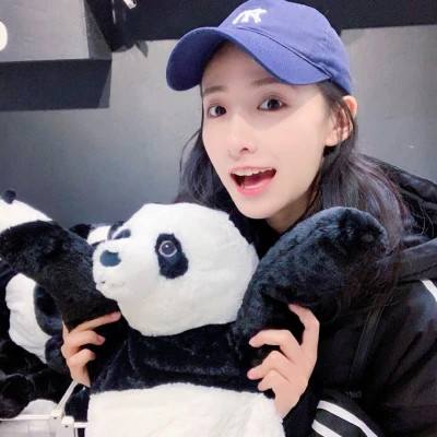 头像女生戴帽子