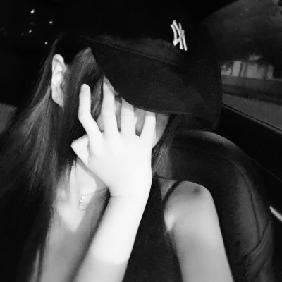 帽子控女生头像超酷图片