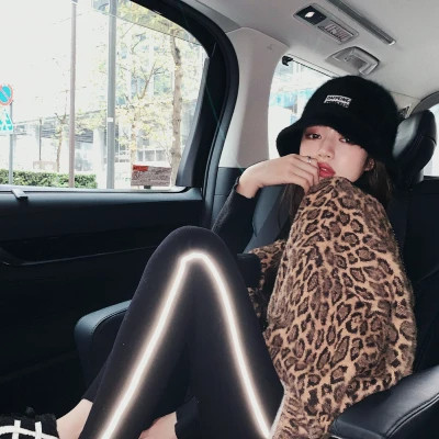 帽子控女生头像超酷图片