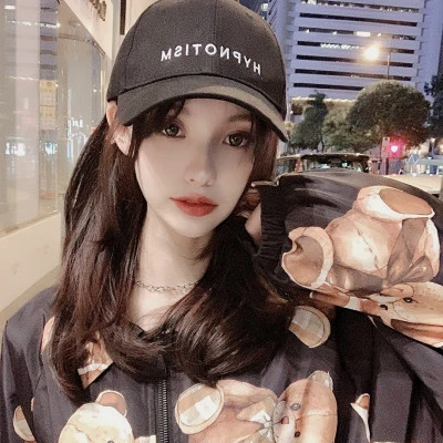 帽子控女生头像超酷图片