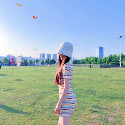 头像图片2025最新款女帽子