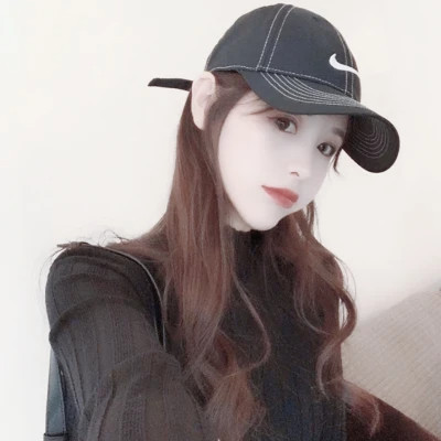 戴帽子遮脸女生头像图片