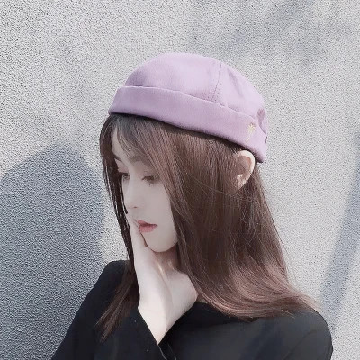 酷酷的戴帽子女生头像图片