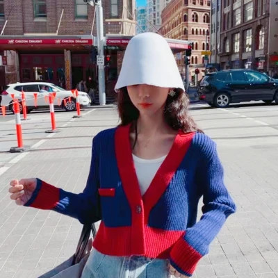 美女戴帽子图片头像