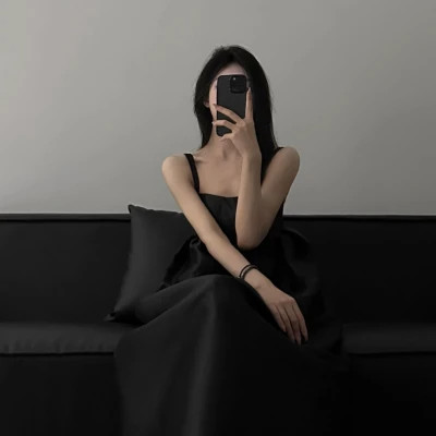 女生自拍高级感头像图片